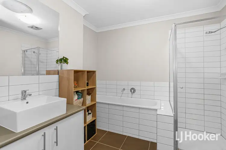 Seventh view of Homely townhouse listing, 35 Matilda Avenue, Wollert VIC 3750