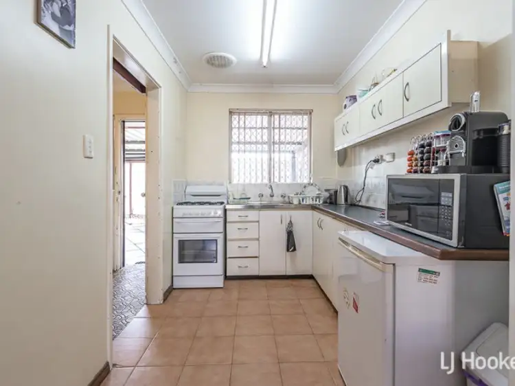 Main view of Homely villa listing, 6/6 Toorak Road, Armadale WA 6112