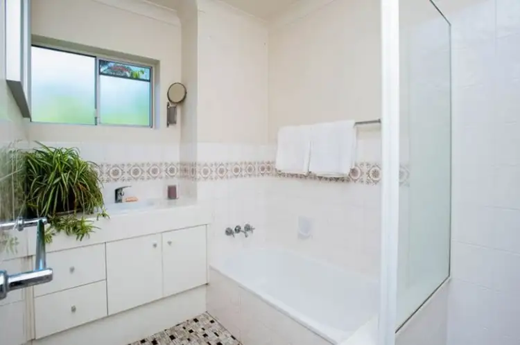Fifth view of Homely apartment listing, 11/33 Curd Street, Greenslopes QLD 4120