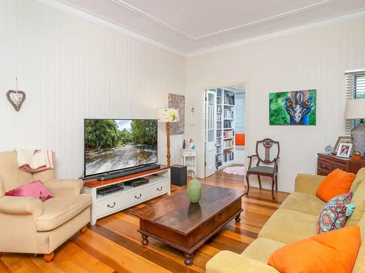 27 Jack Street, Mossman QLD 4873