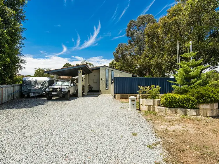 8 Anne Avenue, Walliston WA 6076
