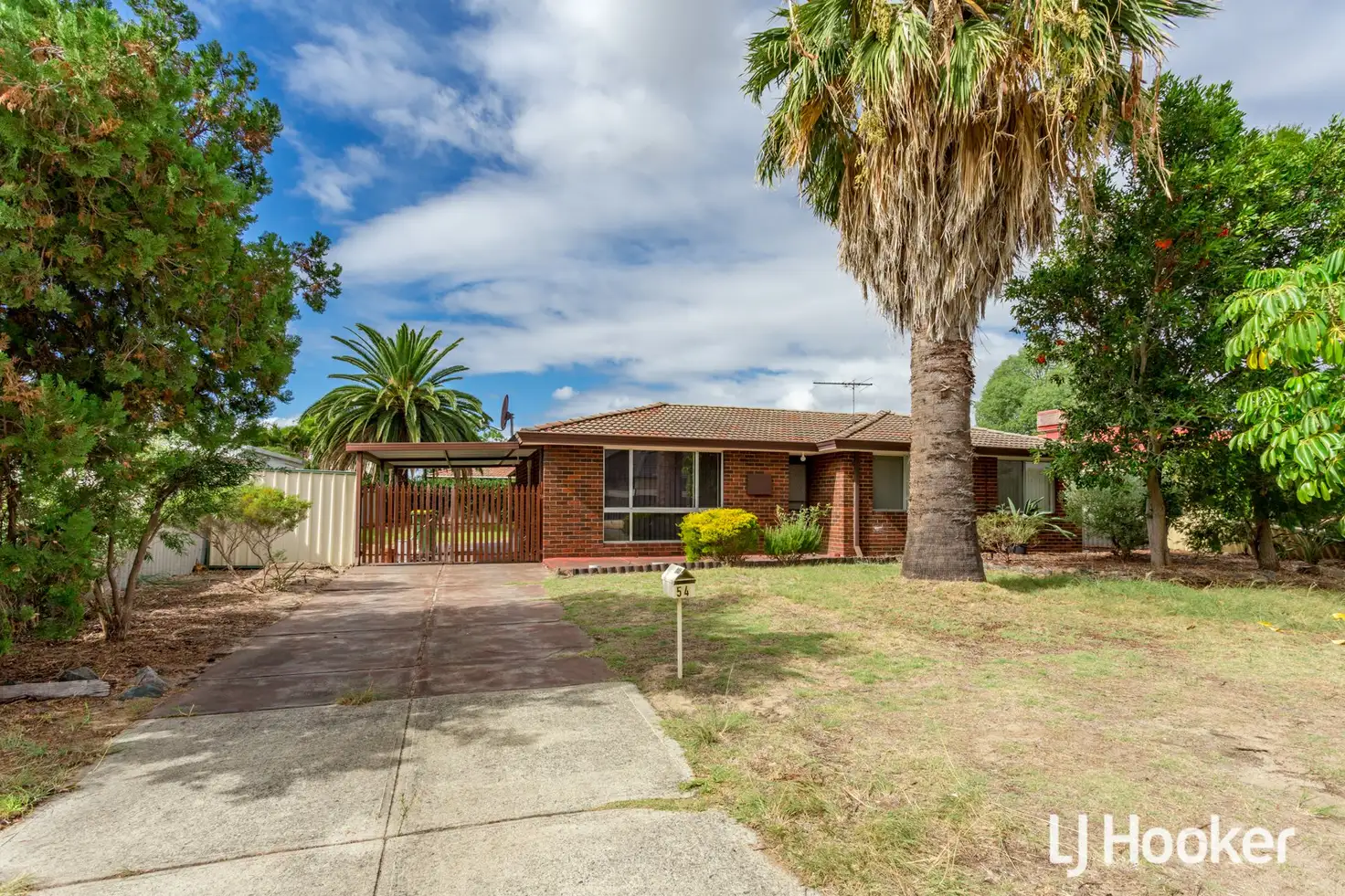 Main view of Homely house listing, 54 Shillington Way, Thornlie WA 6108