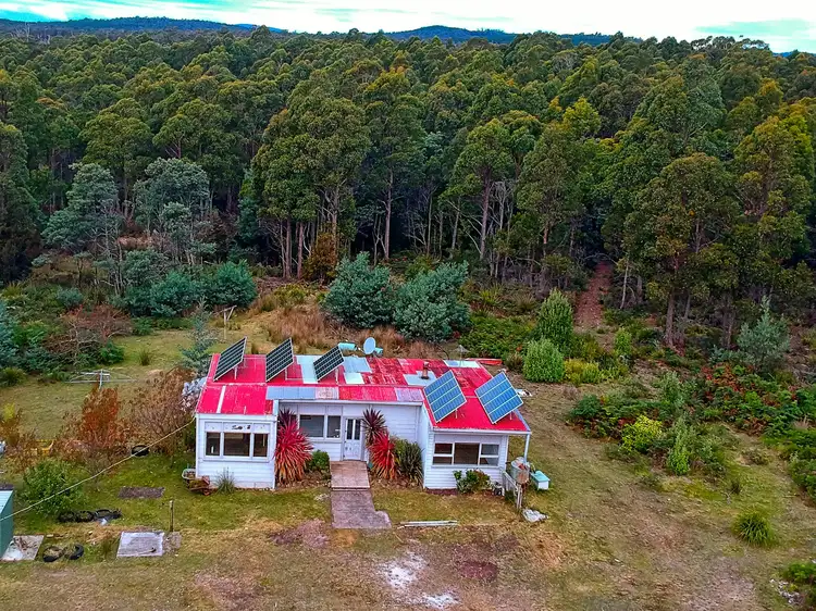 418 Pipers Brook Road, Lebrina TAS 7254