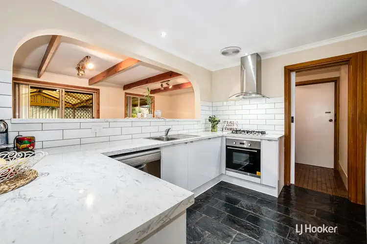 Sixth view of Homely house listing, 4 Illawarra Court, Craigmore SA 5114