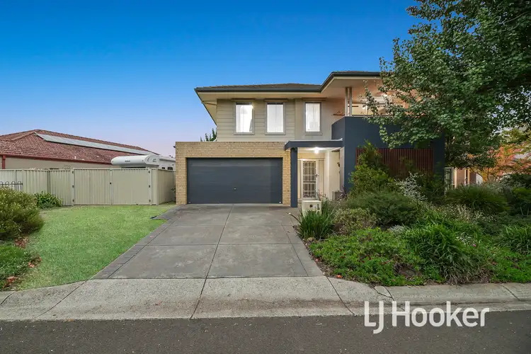 24 Kilburn Place, Pakenham VIC 3810