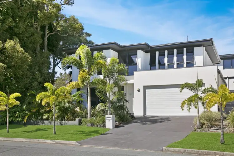 1/11 Billington Street, Labrador QLD 4215