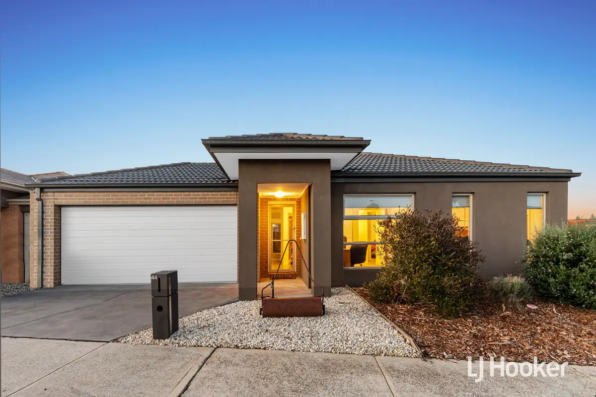 Main view of Homely house listing, 44 Newington Drive, Cranbourne East VIC 3977