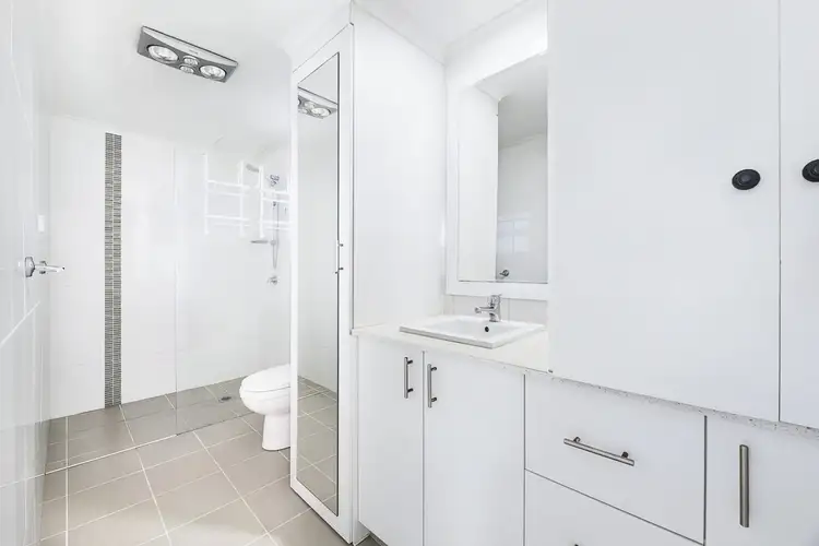 Sixth view of Homely unit listing, 1/93 Queen Street, Southport QLD 4215