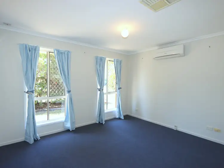Sixth view of Homely house listing, 8 Fern Court, Emerald QLD 4720