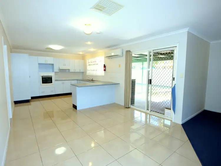 Seventh view of Homely house listing, 8 Fern Court, Emerald QLD 4720