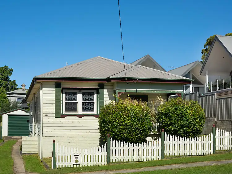 98 Fleming Street, Islington NSW 2296
