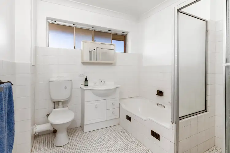Fifth view of Homely unit listing, 8/39 Oaks Avenue, Dee Why NSW 2099