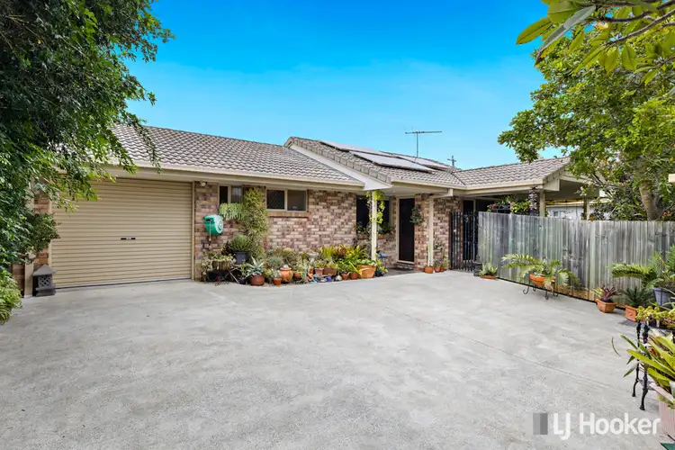 2/56 Benfer Road, Victoria Point QLD 4165