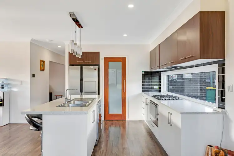 Second view of Homely house listing, 10 Tide Place, Thornlands QLD 4164