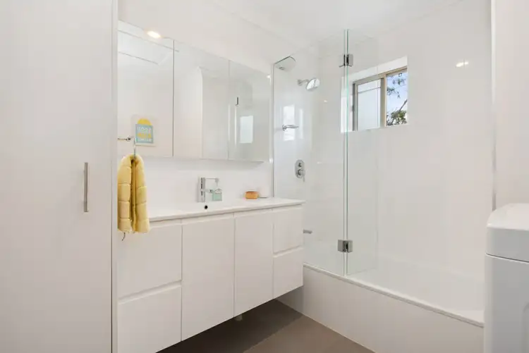 Sixth view of Homely unit listing, 13/49 Wilton Terrace, Yeronga QLD 4104