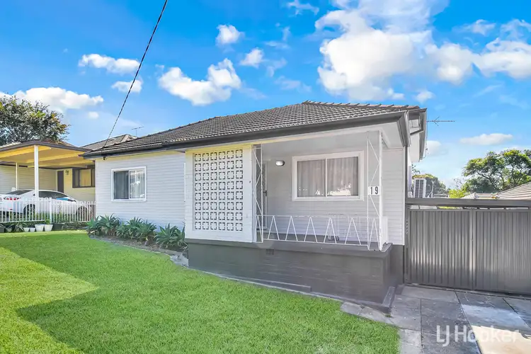 19 Kastelan Street, Blacktown NSW 2148
