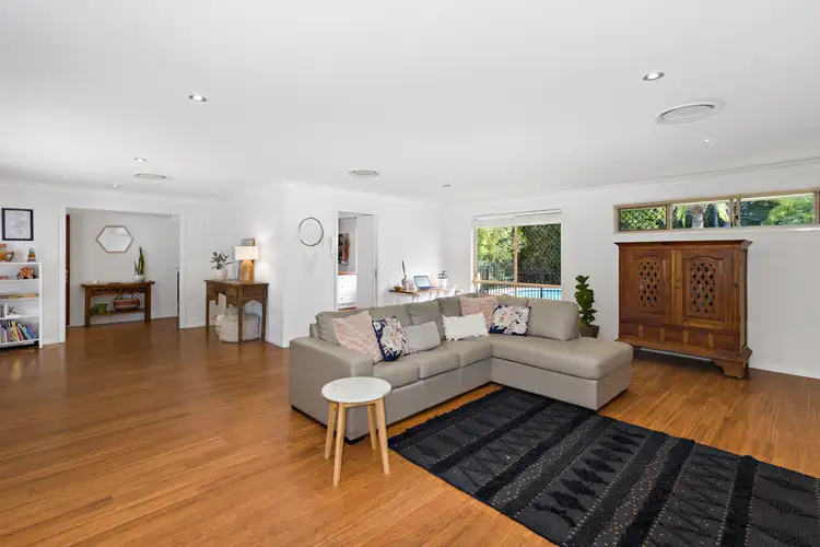 Second view of Homely house listing, 5 Hilltop Crescent, Alexandra Hills QLD 4161