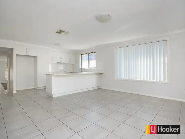 Fifth view of Homely house listing, 7a Lilly Pilly Court, Tamworth NSW 2340
