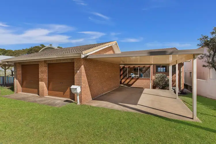 46 Coast Road, North Avoca NSW 2260