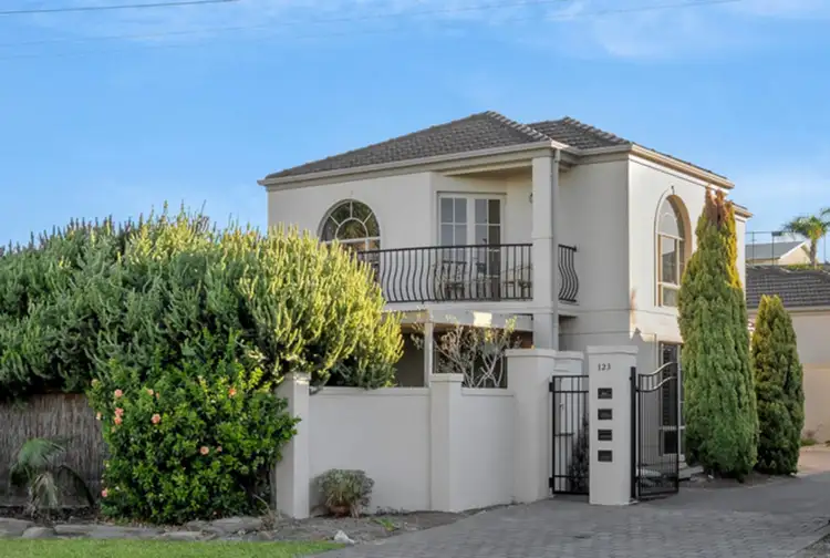 1/123 Military Road, Tennyson SA 5022