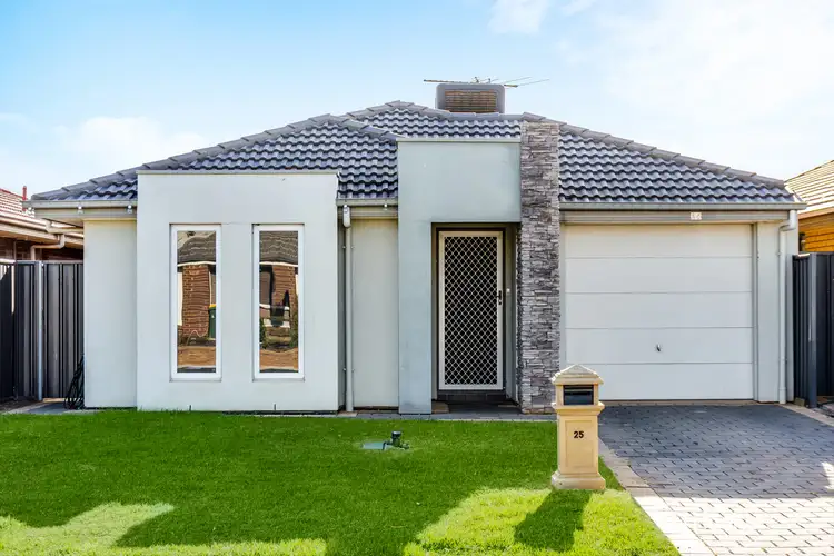 25 Valiant Road, Munno Para West SA 5115