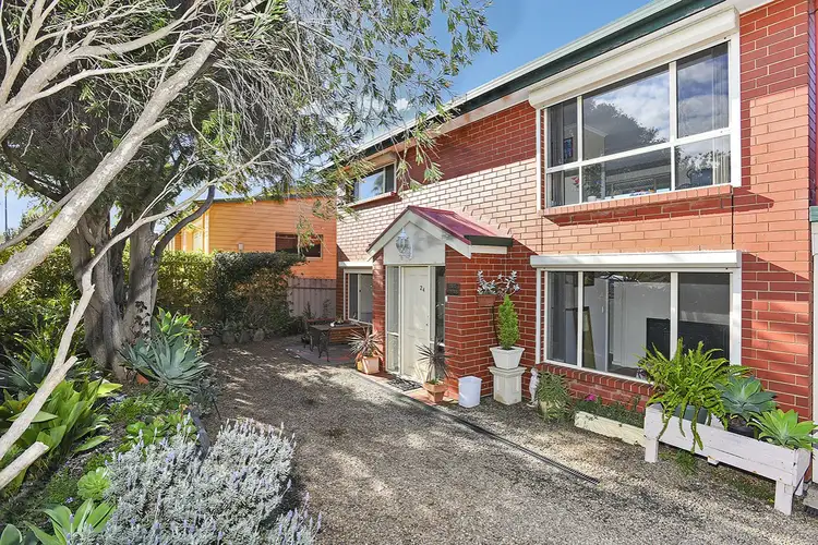24 Three Gullies Road, Encounter Bay SA 5211