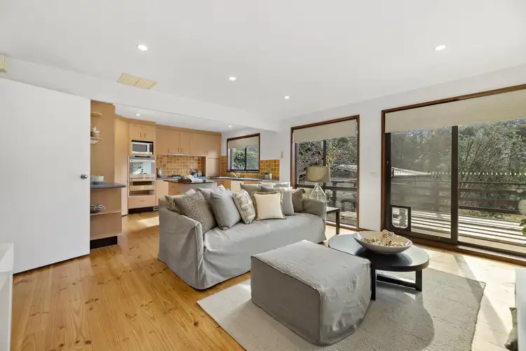 Sixth view of Homely house listing, 19 Farrelly Close, Oxley ACT 2903