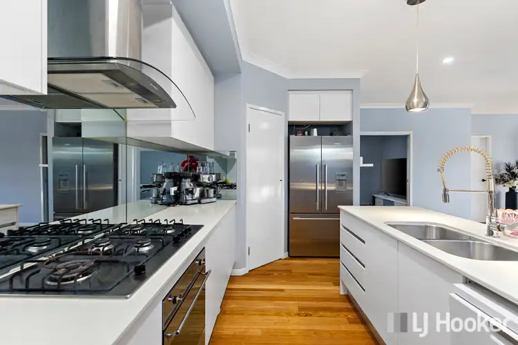 Fourth view of Homely house listing, 2 Cimmaron Circuit, Thornlands QLD 4164