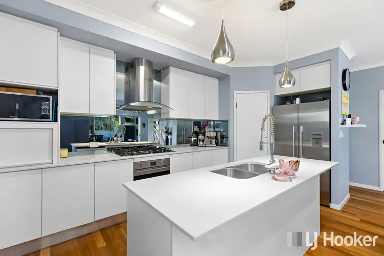 Fifth view of Homely house listing, 2 Cimmaron Circuit, Thornlands QLD 4164