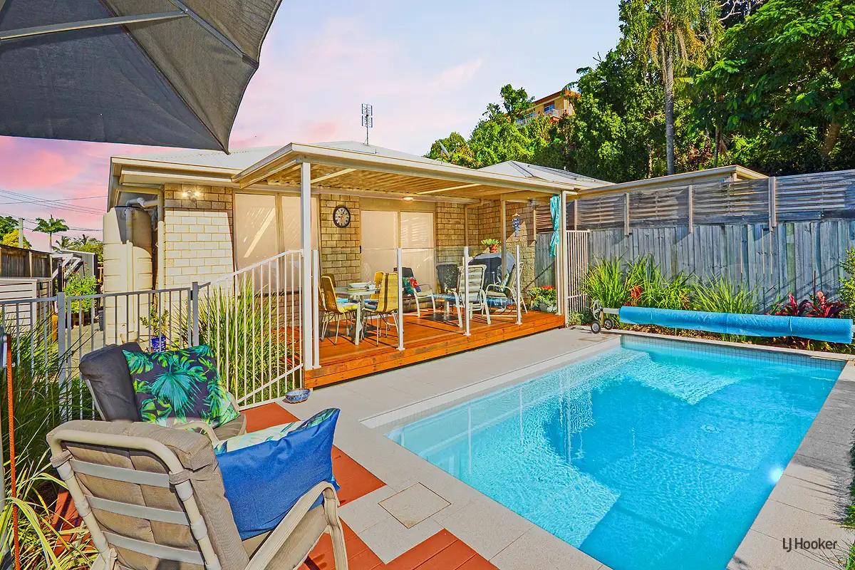 Main view of Homely semi-detached listing, 1/7 Bimbadeen Avenue, Banora Point NSW 2486
