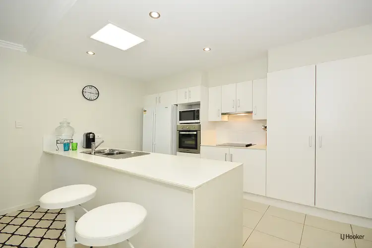 Third view of Homely semi-detached listing, 1/7 Bimbadeen Avenue, Banora Point NSW 2486