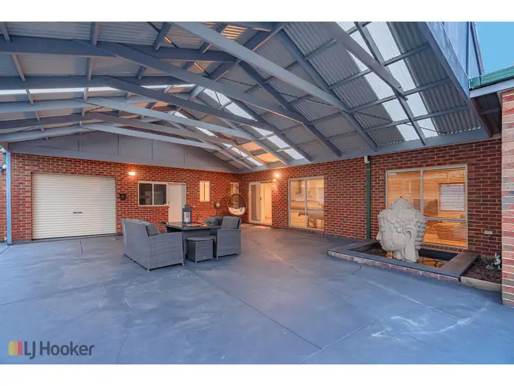Sixth view of Homely house listing, 1 Mulberry Pass, Craigieburn VIC 3064