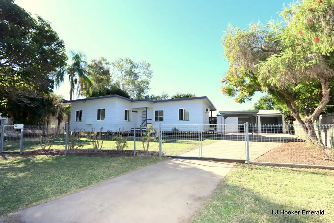 Main view of Homely house listing, 3 Edwards Pl, Emerald QLD 4720