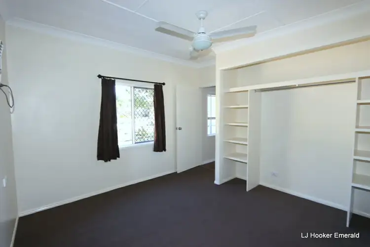 Sixth view of Homely house listing, 3 Edwards Pl, Emerald QLD 4720