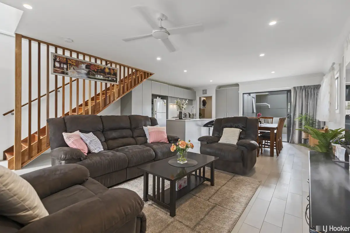 Main view of Homely townhouse listing, 1/9-11 Oaklands Street, Alexandra Hills QLD 4161