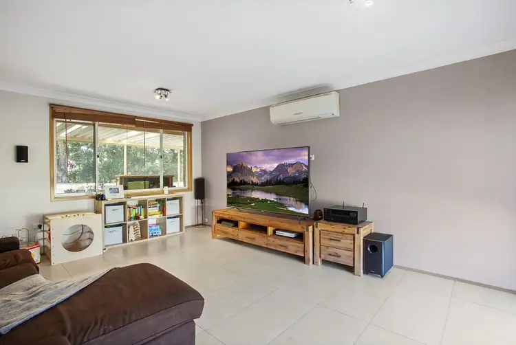 Third view of Homely house listing, 18 Farnol Place, Watanobbi NSW 2259