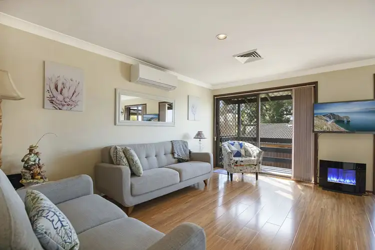 30/31 Fiona Street, Point Clare NSW 2250