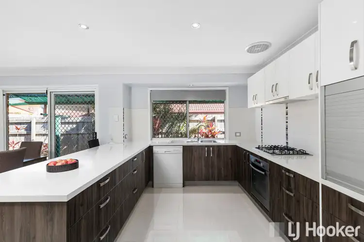 Sixth view of Homely house listing, 4 Carisbrooke Court, Birkdale QLD 4159