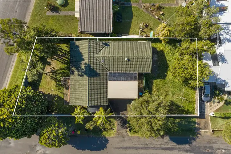 Second view of Homely house listing, 25 Hume Boulevard, Killarney Vale NSW 2261