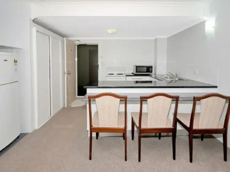Fourth view of Homely unit listing, 2/239 Lake Street, Cairns North QLD 4870