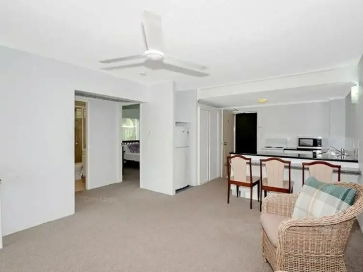 Fifth view of Homely unit listing, 2/239 Lake Street, Cairns North QLD 4870