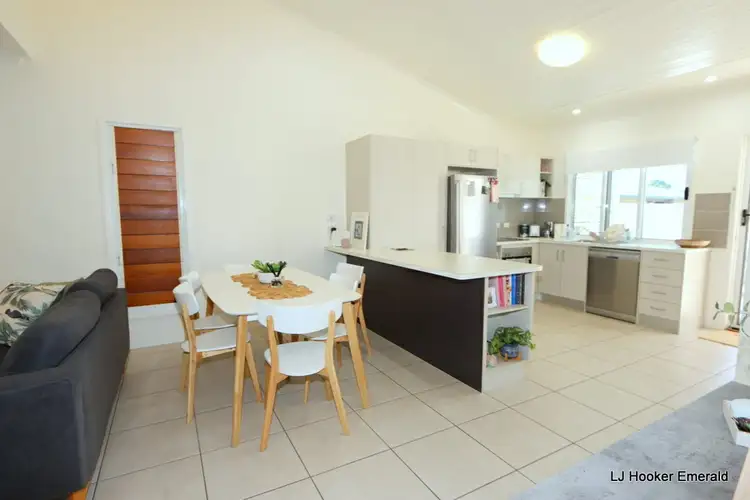 Seventh view of Homely villa listing, 7/55A Gray Street, Emerald QLD 4720