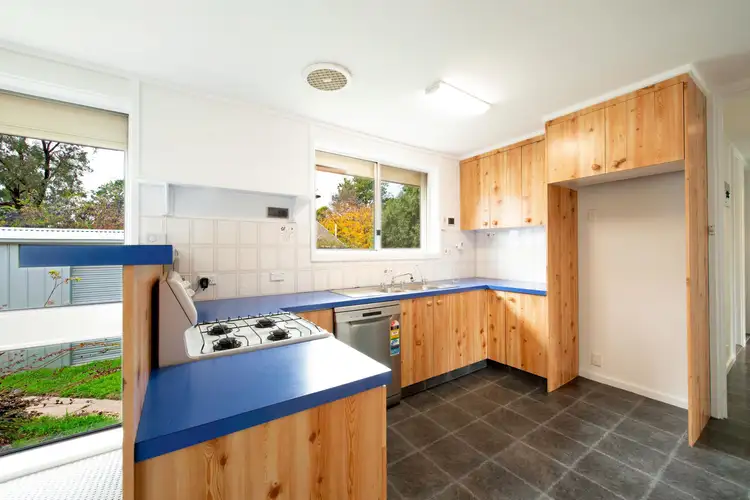 Fifth view of Homely house listing, 2 Edye Place, Macgregor ACT 2615