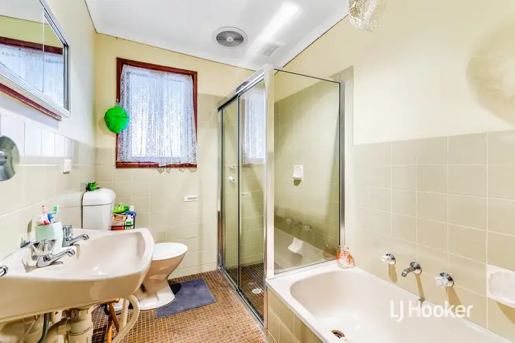 Sixth view of Homely house listing, 7 Koolena Crescent, Munno Para SA 5115