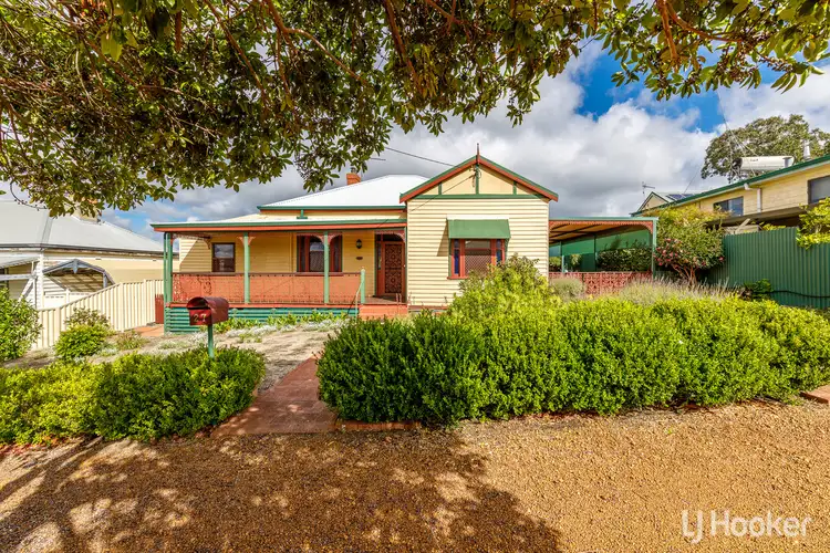 27 Venn Street West, Collie WA 6225