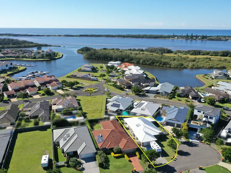 16 Fireking Place, Harrington NSW 2427