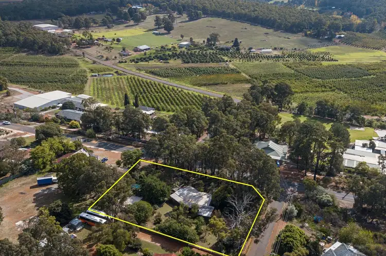 236 Pickering Brook Road, Pickering Brook WA 6076