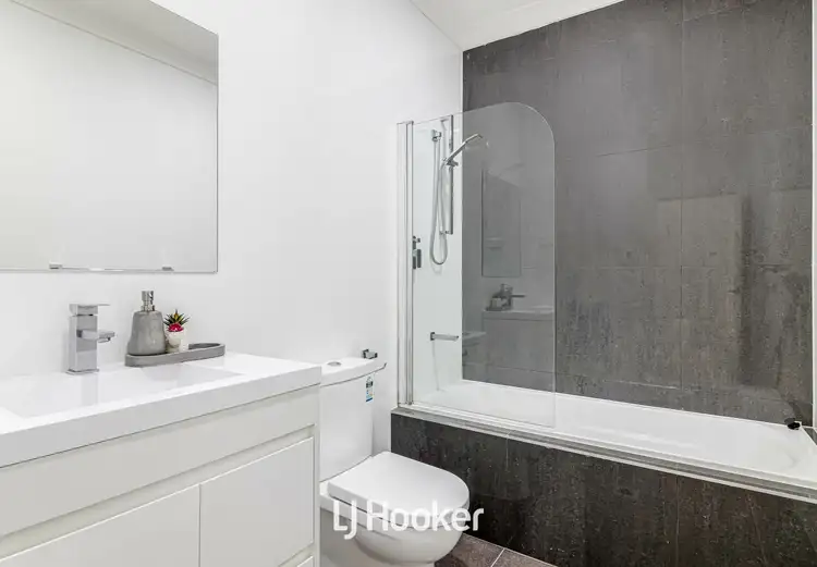 Fifth view of Homely townhouse listing, 62 Ludhiana Glade, Schofields NSW 2762