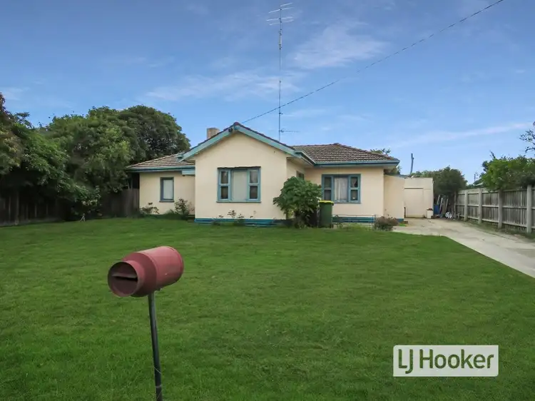 81 Main Road, Paynesville VIC 3880