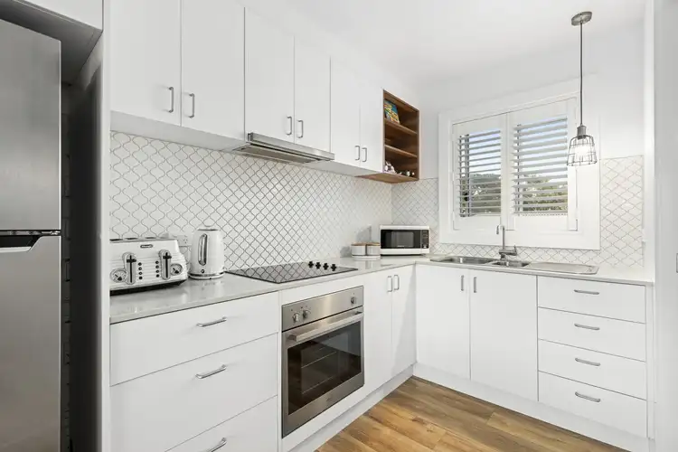 Sixth view of Homely unit listing, Unit 4/42 Dudley Parade, St Leonards VIC 3223